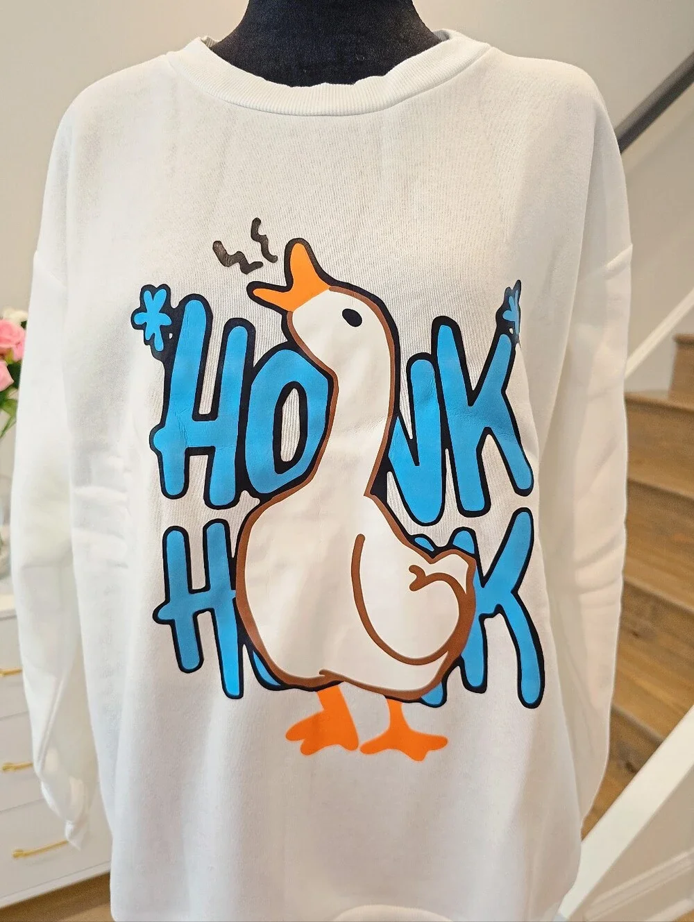 Brand NEW SIZE M White 'Honk Honk' Goose Graphic Sweatshirt